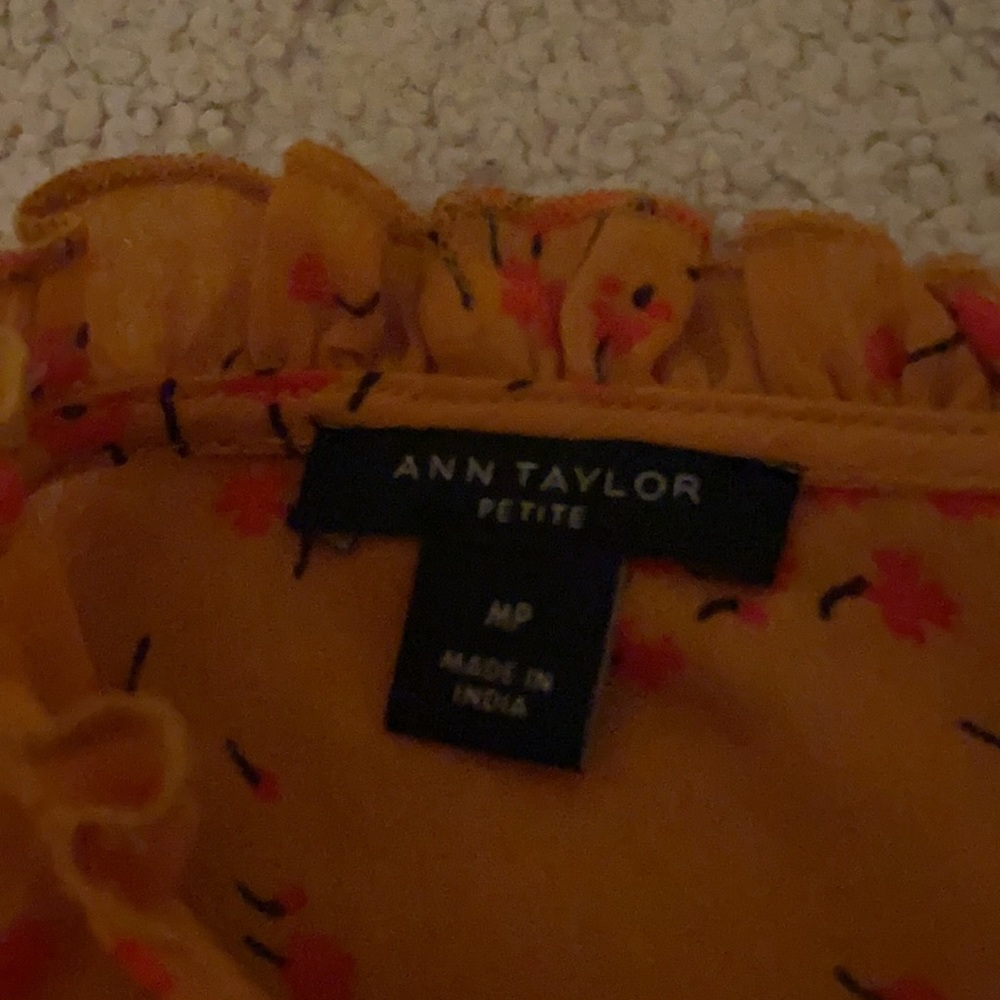 Ann Taylor blouse size MP - Picture 6 of 9